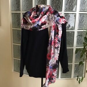 Floral Scarf 🌷